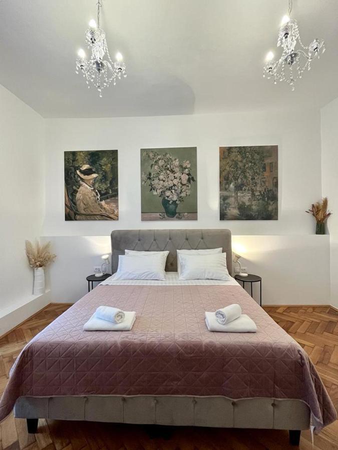 Lux Apartmans Apartment Пула Екстериор снимка